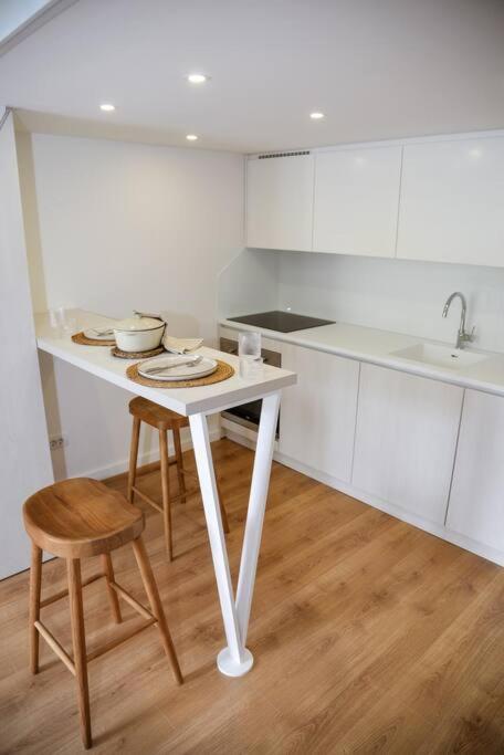 Mini Condo 2 Dl - Studio With A Private Patio Donja Lastva Exterior foto